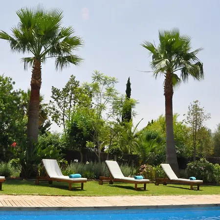 Traditionelles Mit Pool Und Carport * Sa Pobla