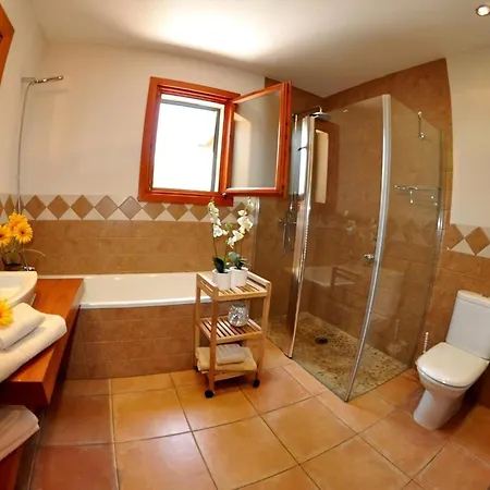 Traditionelles Mit Pool Und Carport Holiday home *