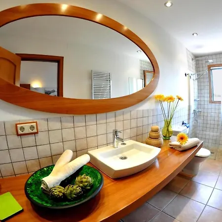 Traditionelles Mit Pool Und Carport * Sa Pobla